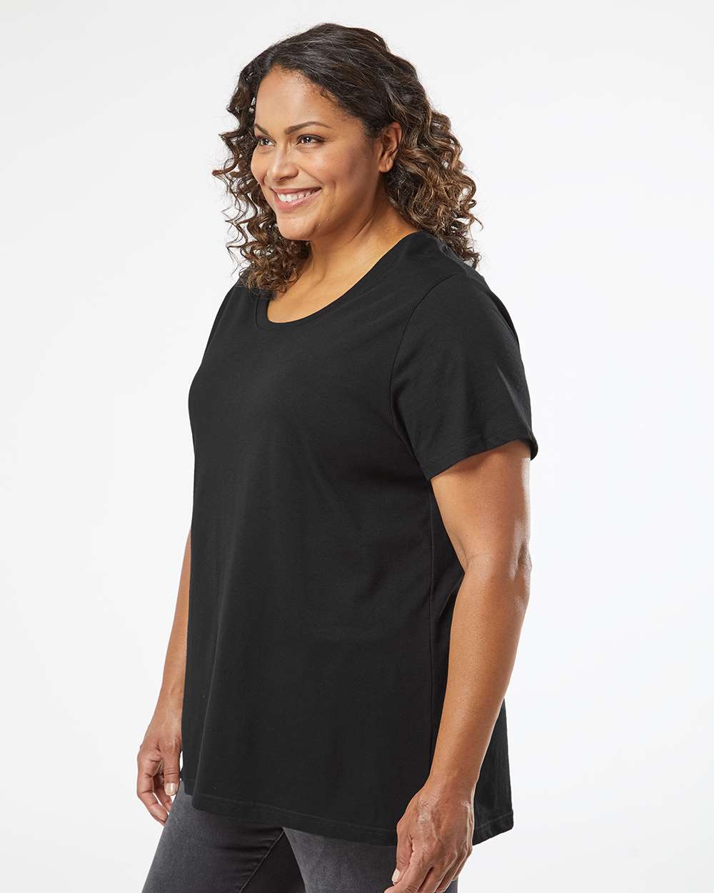 LAT - Women's Curvy Collection Fine Jersey Tee - 3816